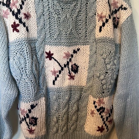 Chunky Vintage Flower Sweater M - Picture 4 of 7
